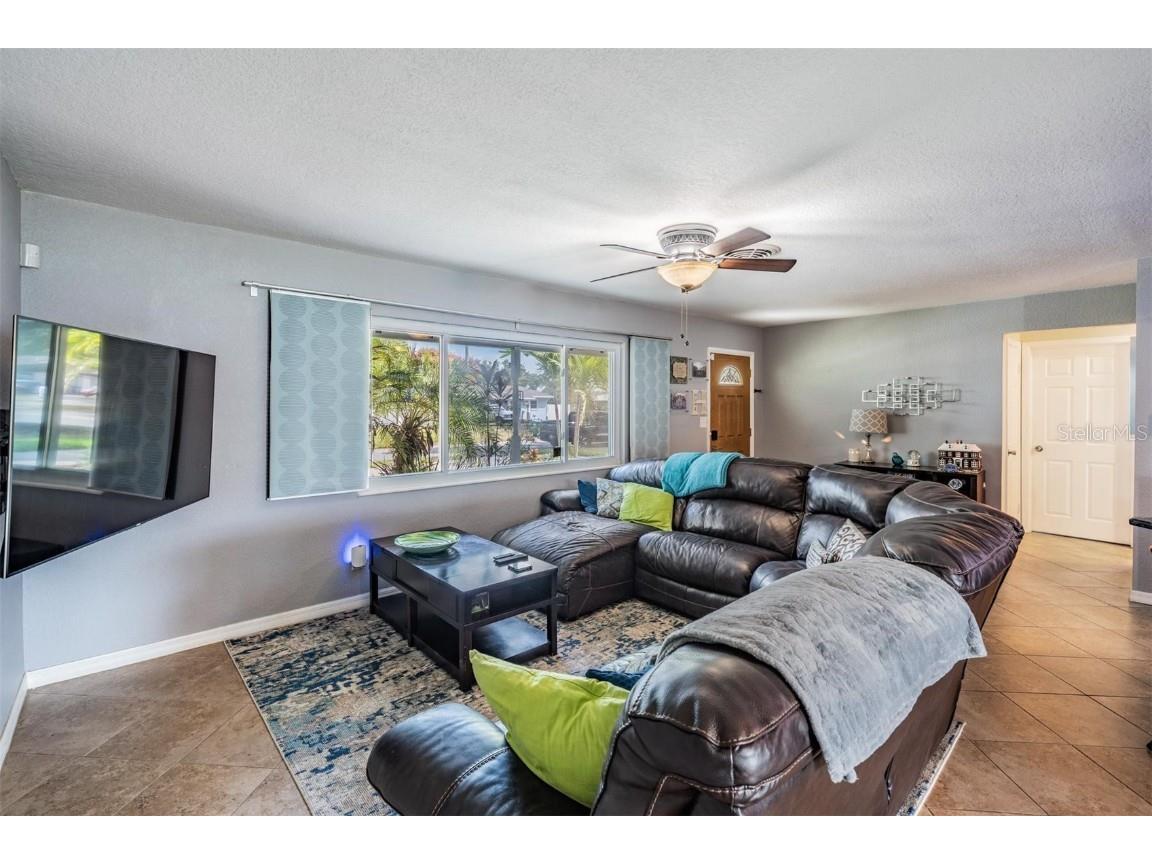 8826 109th Lane Seminole FL 33772 TB8447059 image11