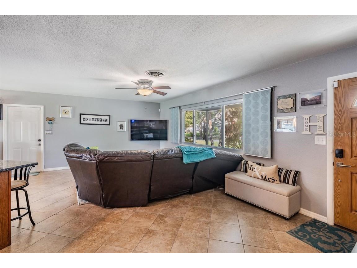 8826 109th Lane Seminole FL 33772 TB8447059 image12