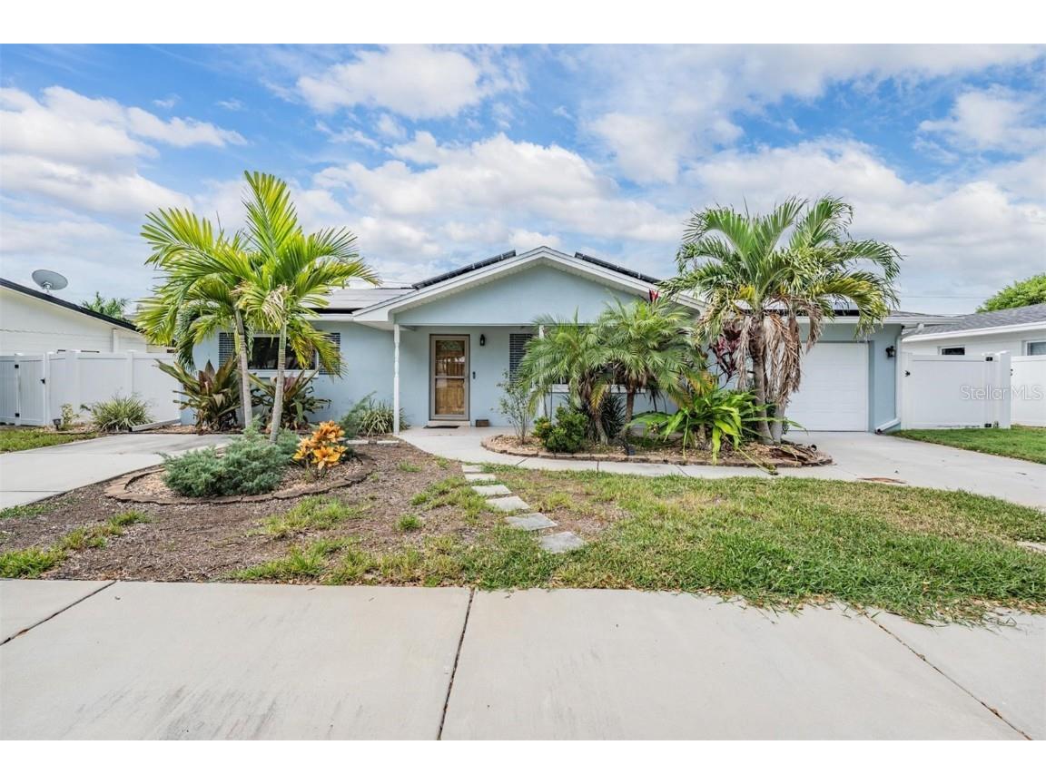 8826 109th Lane Seminole FL 33772 TB8447059 image2