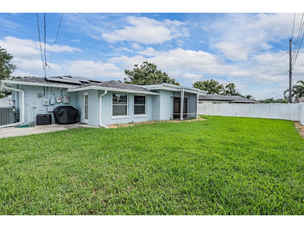 8826 109th Lane Seminole FL 33772 TB8447059 image23