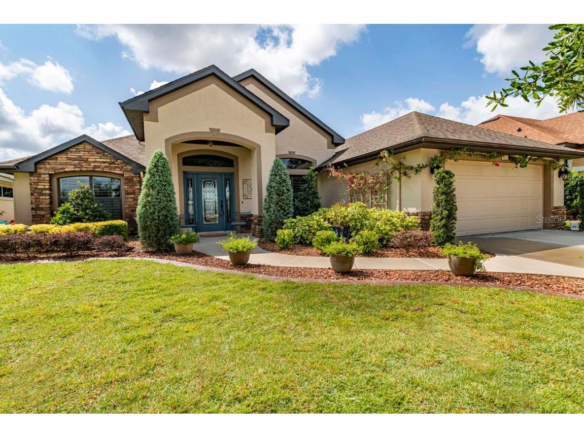 8826 Beacon Hill Avenue Mount Dora FL 32757 G5068338 image1