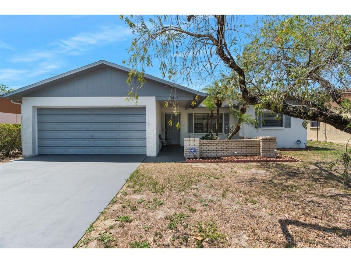 8826 Huntsman Lane Port Richey FL 34668 W7854963 image1