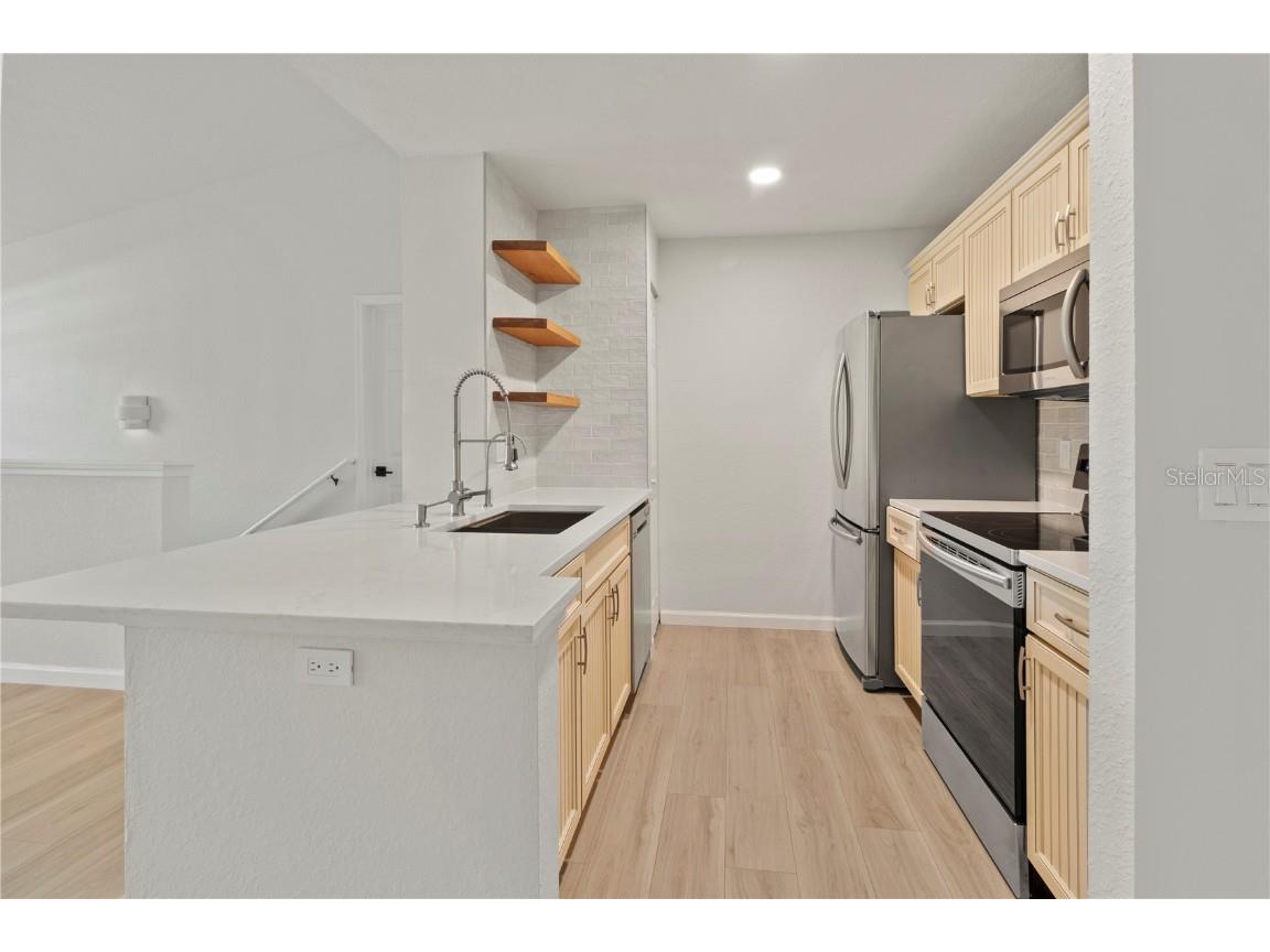 8827 Manor Loop #201 Lakewood Ranch FL 34202 A4666093 image26