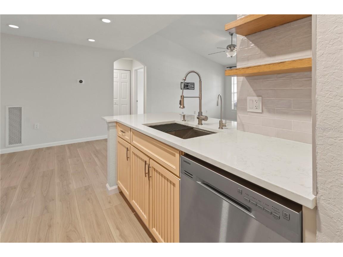 8827 Manor Loop #201 Lakewood Ranch FL 34202 A4666093 image33