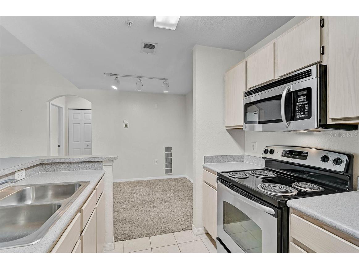 8827 Manor Loop #204 Lakewood Ranch FL 34202 A4660896 image10