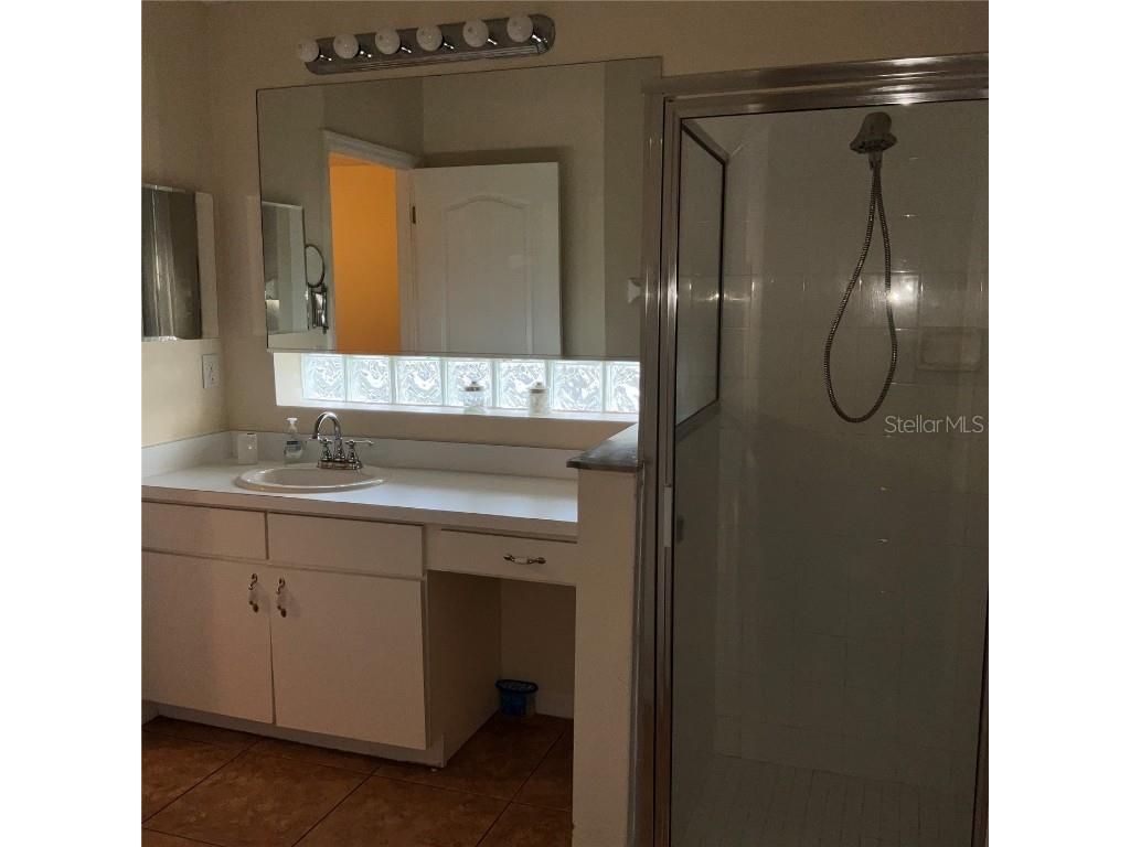 8828 Sea Island Way Tampa FL 33635 TB8434101 image14