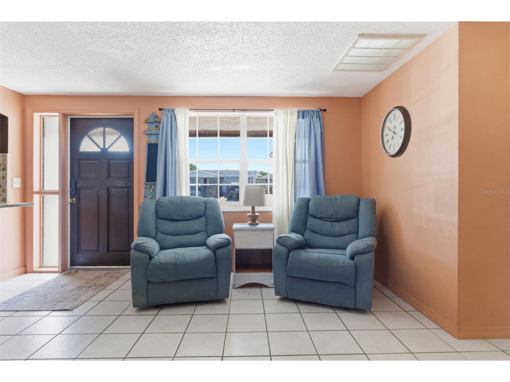 8829 Eileen Drive Port Richey FL 34668 W7885274 image4