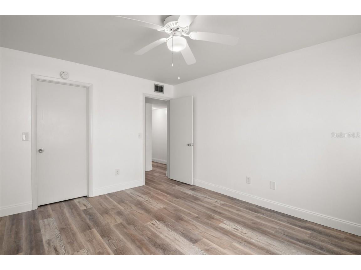 883 Sky Loch Drive S Dunedin FL 34698 TB8410266 image24