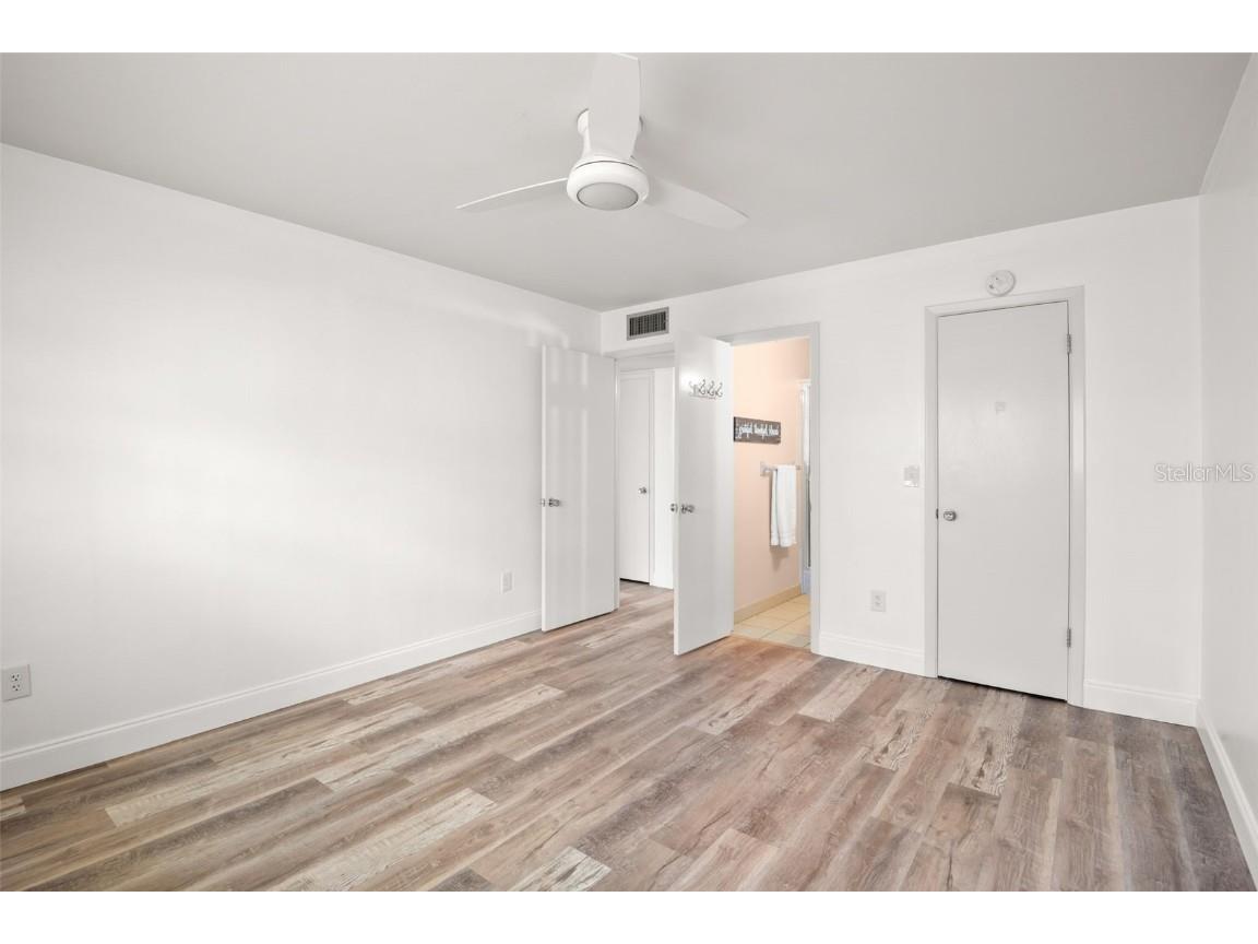 883 Sky Loch Drive S Dunedin FL 34698 TB8410266 image27