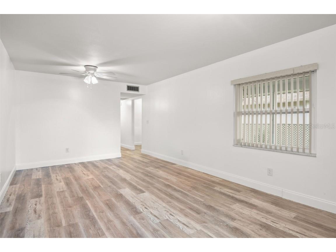 883 Sky Loch Drive S Dunedin FL 34698 TB8410266 image9