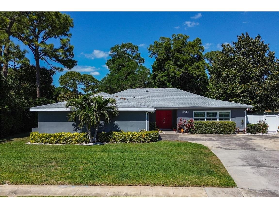 8830 Merrimoor Boulevard Seminole FL 33777 U8194836 image1