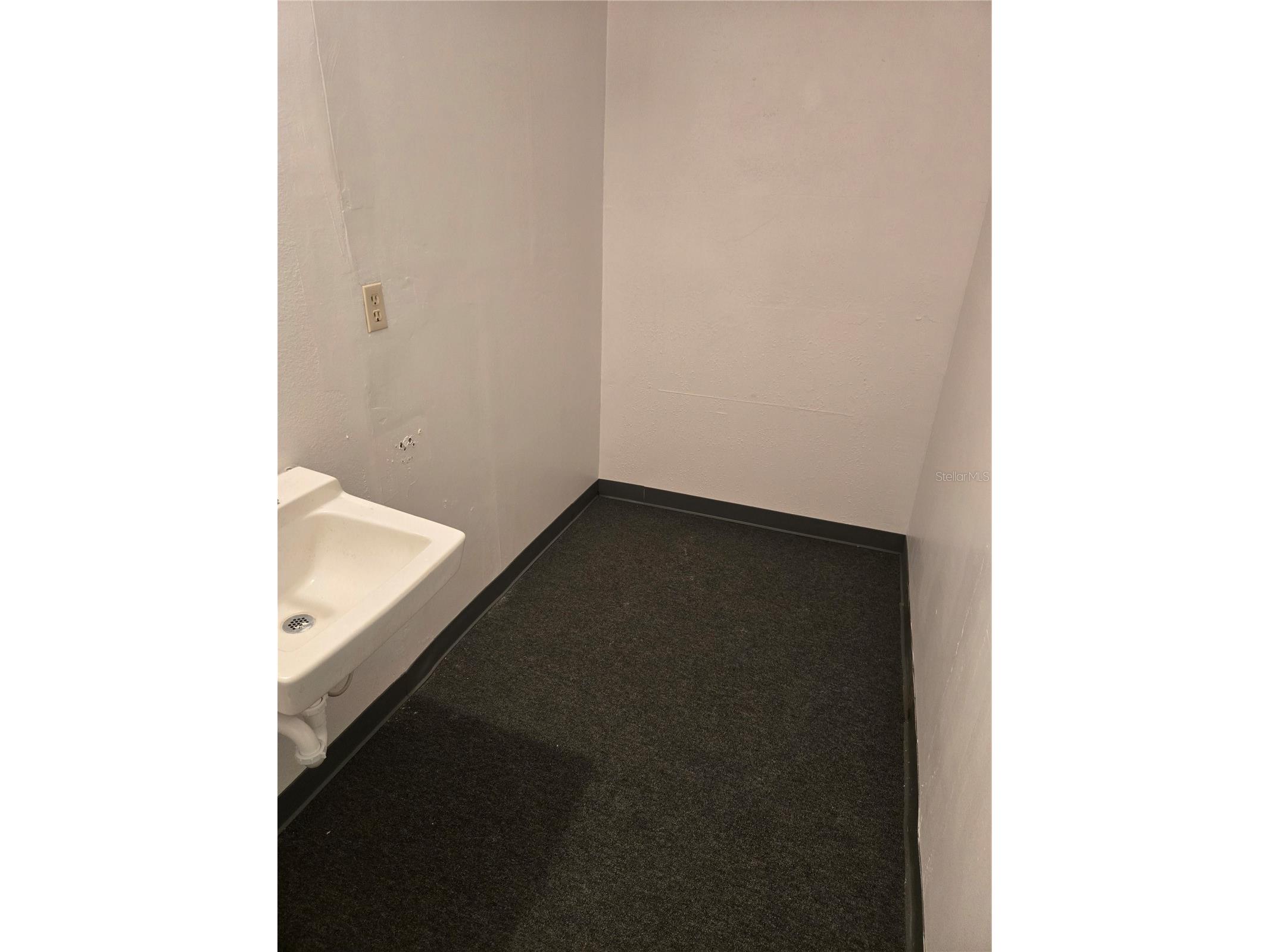 8831 49th Street N #4&5 Pinellas Park FL 33782 TB8466328 image20