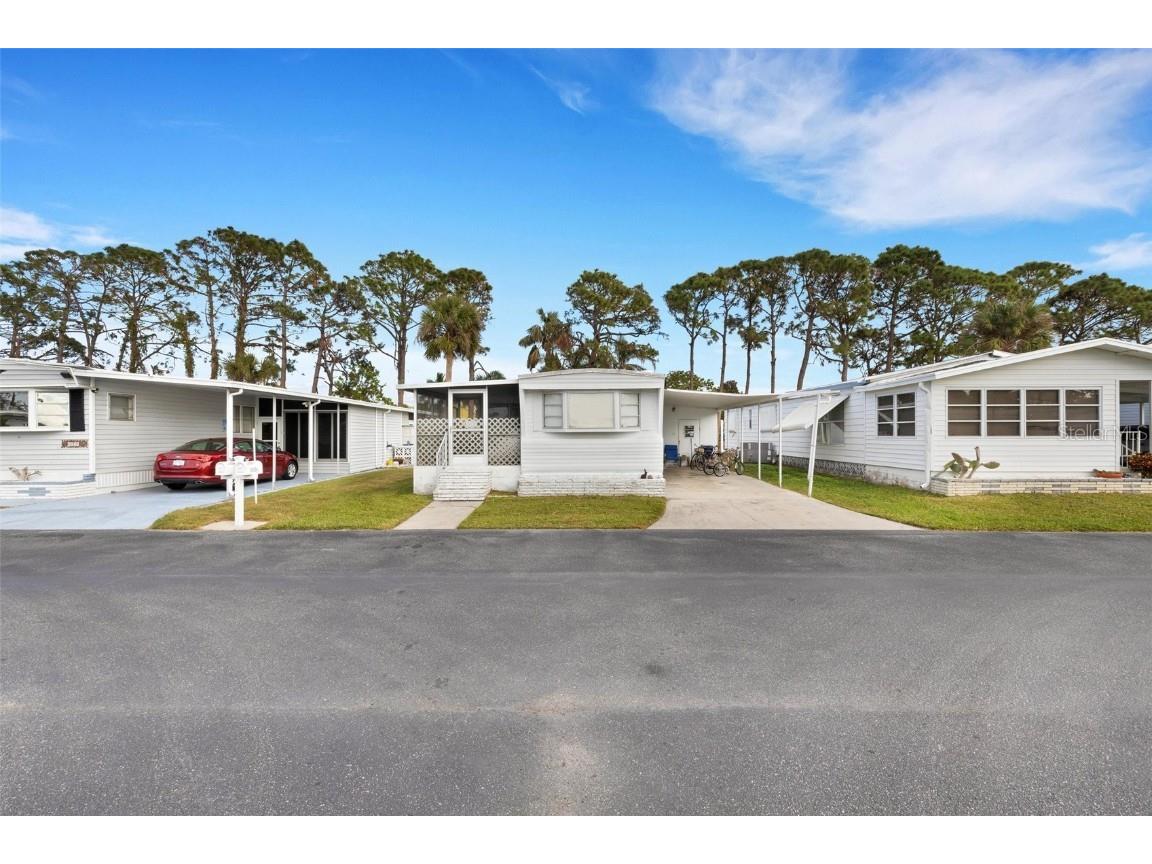 8831 Chez Vous Drive Sarasota FL 34238 A4631717 image1