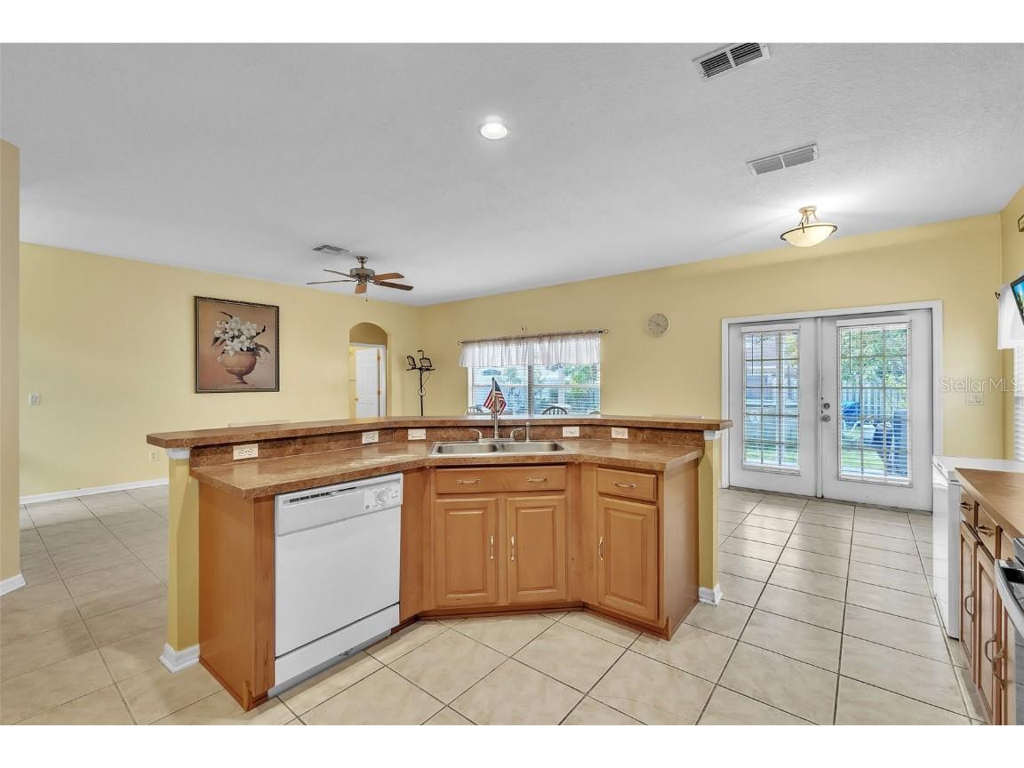 8832 Palisades Beach Avenue Orlando FL 32829 O6340287 image12
