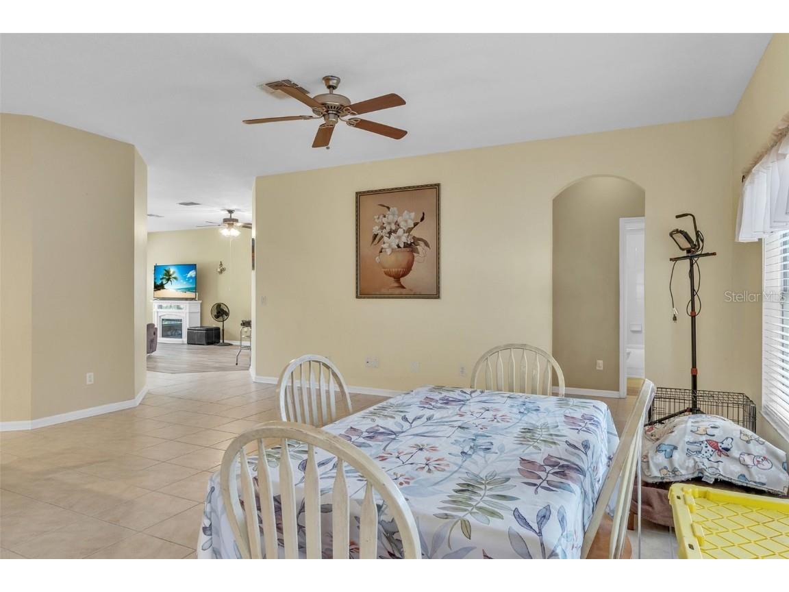 8832 Palisades Beach Avenue Orlando FL 32829 O6340287 image15