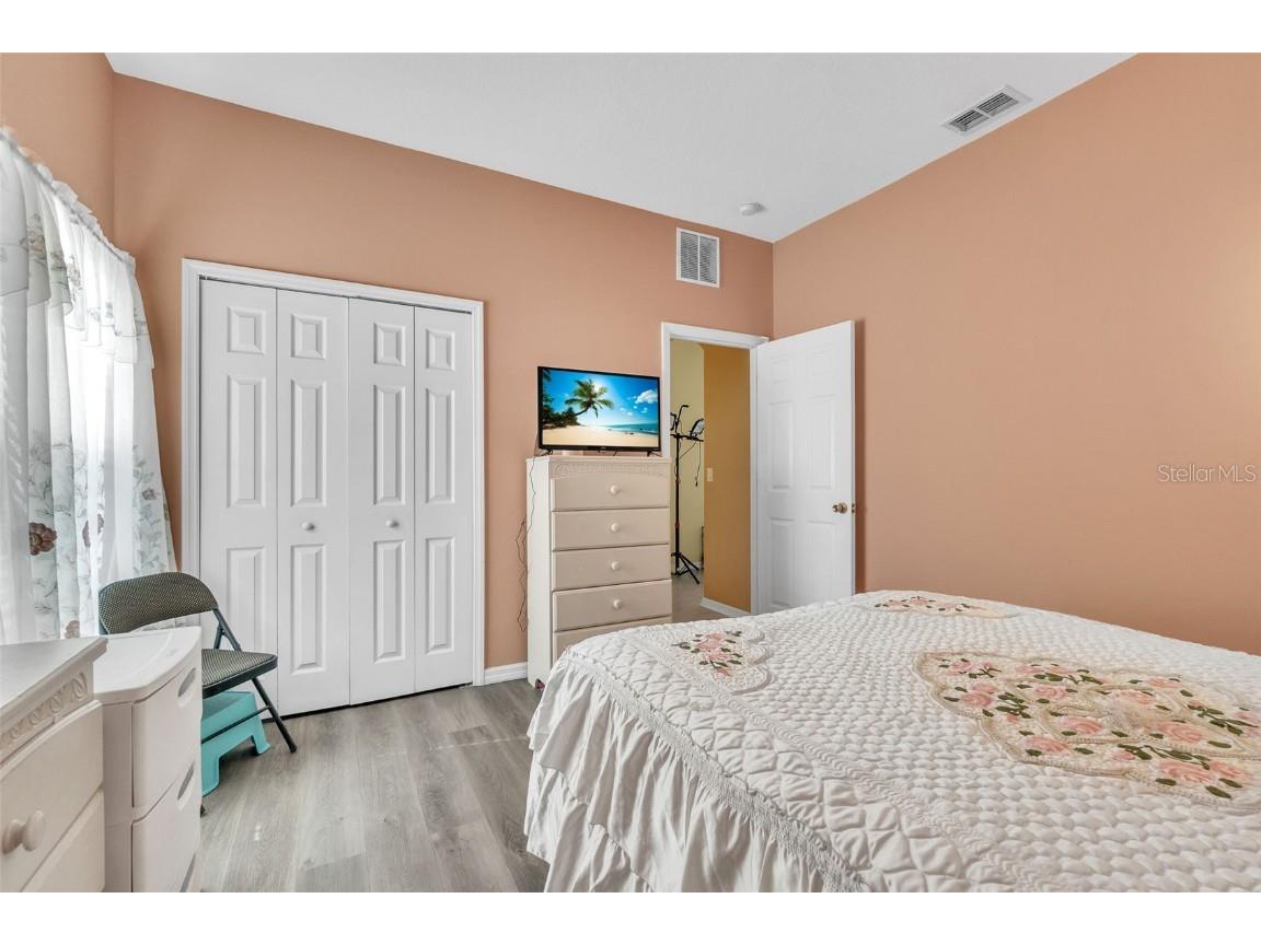 8832 Palisades Beach Avenue Orlando FL 32829 O6340287 image17