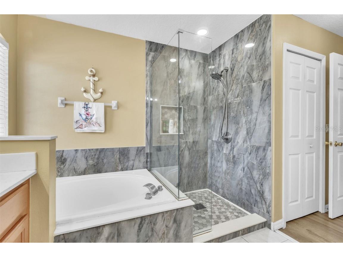 8832 Palisades Beach Avenue Orlando FL 32829 O6340287 image32