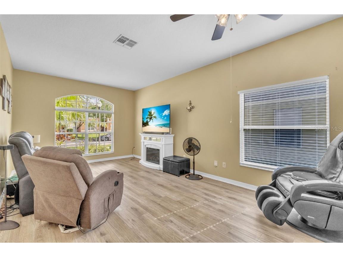 8832 Palisades Beach Avenue Orlando FL 32829 O6340287 image5