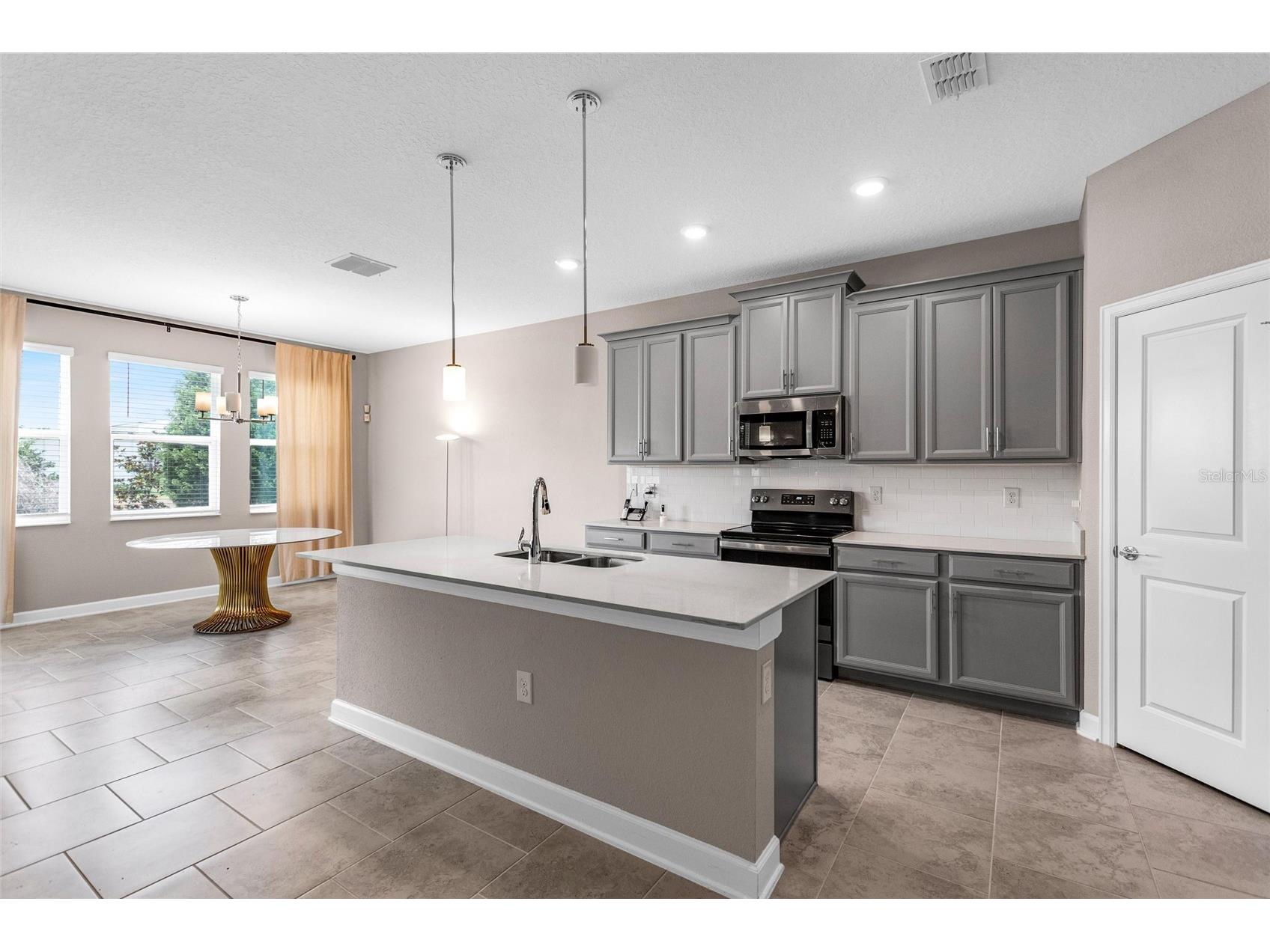 8833 Beth Page Lane Davenport FL 33896 S5150721 image6