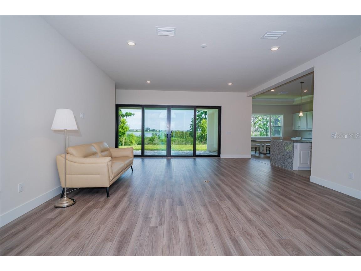 8834 Sanders Tree Loop Wesley Chapel FL 33545 TB8388543 image21