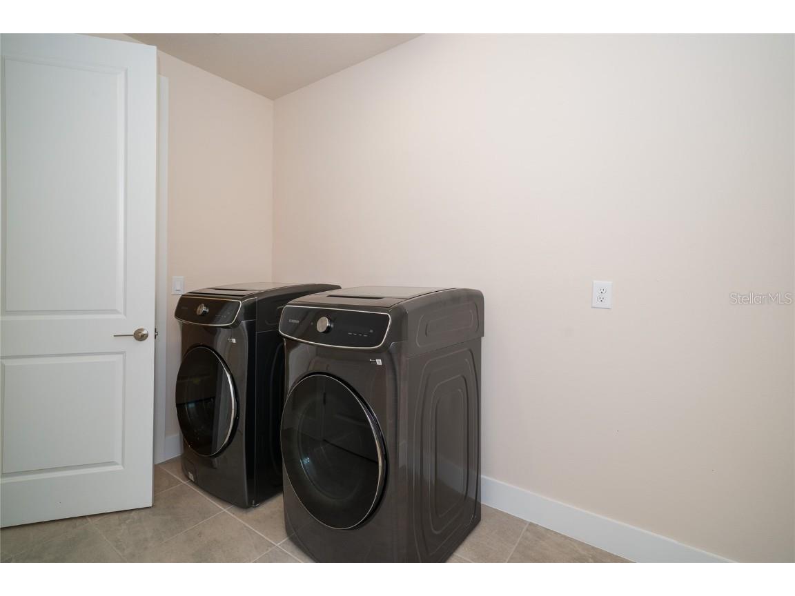 8834 Sanders Tree Loop Wesley Chapel FL 33545 TB8388543 image29