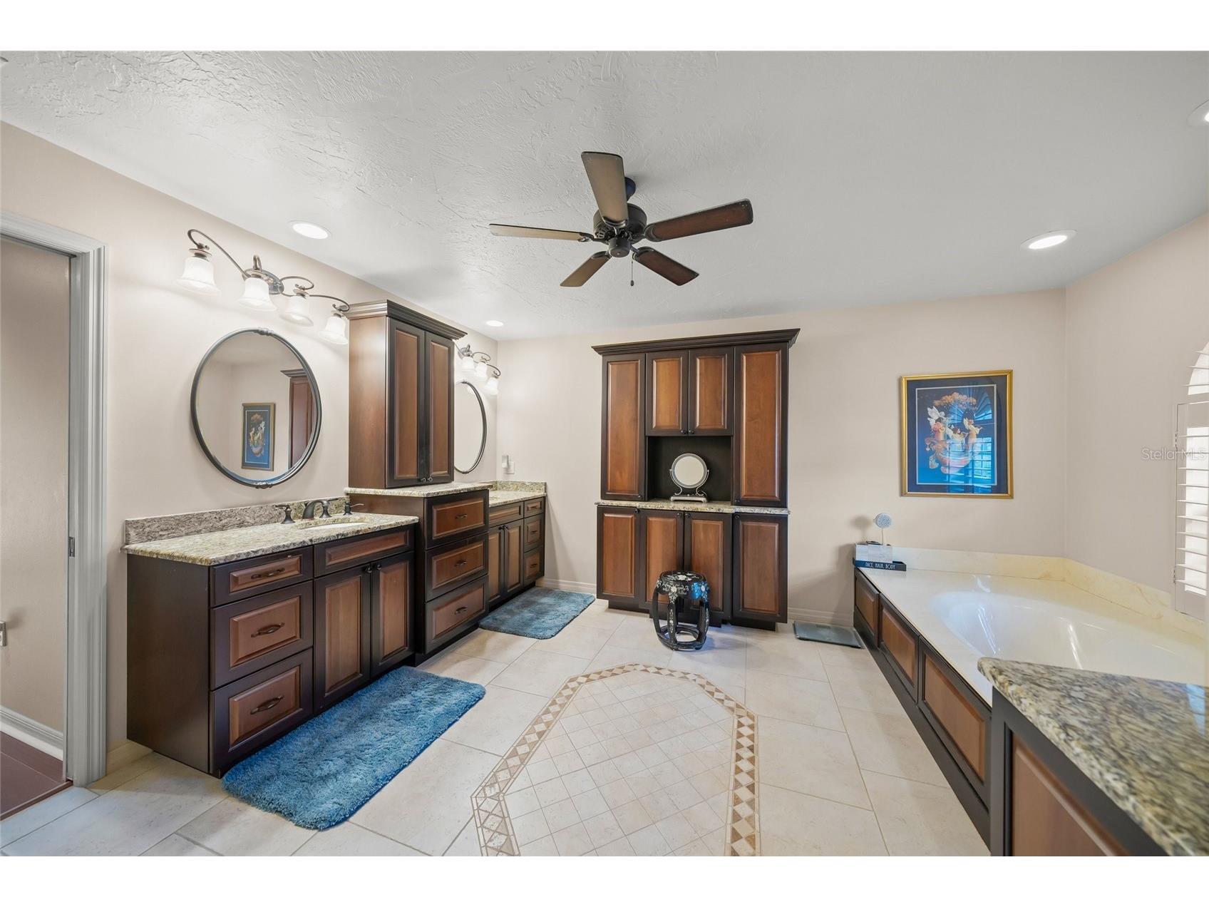 8838 Wild Dunes Drive Sarasota FL 34241 A4692498 image27