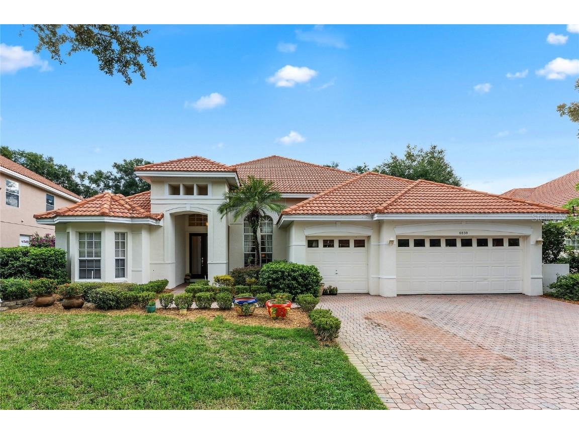 8839 Heritage Bay / Phillips Landing Circle Orlando FL 32836 - POND O6220291 image1
