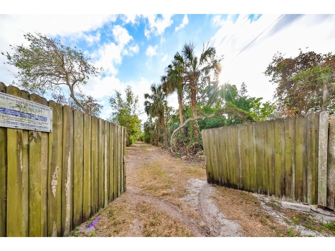 8839 Richmond Street Gibsonton FL 33534 TB8327503 image3