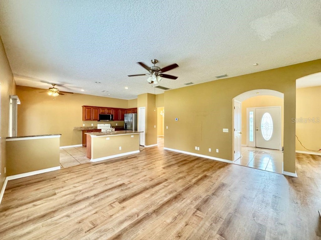 884 Addison Drive NE Saint Petersburg FL 33716 TB8430905 image13