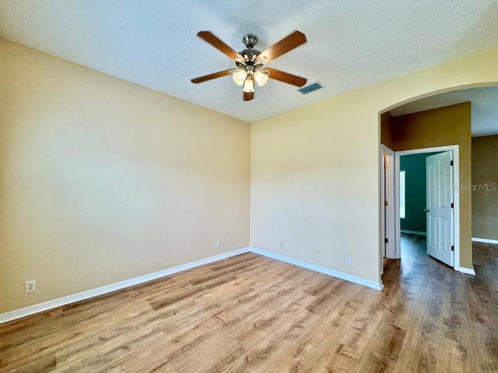 884 Addison Drive NE Saint Petersburg FL 33716 TB8430905 image18