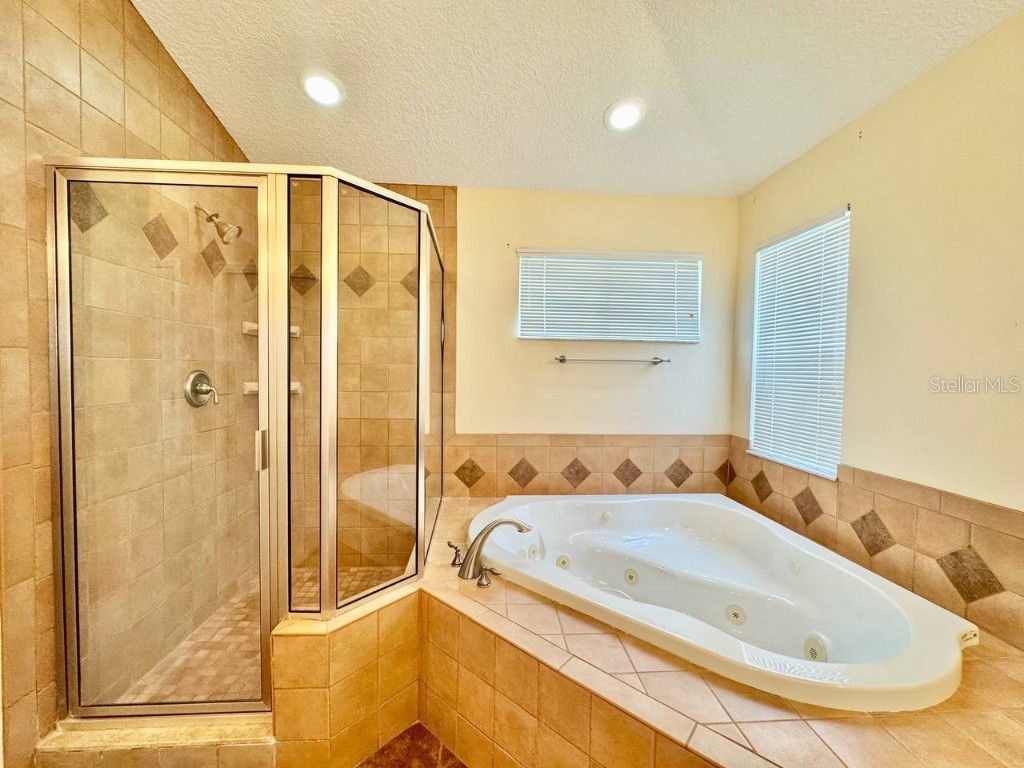 884 Addison Drive NE Saint Petersburg FL 33716 TB8430905 image24