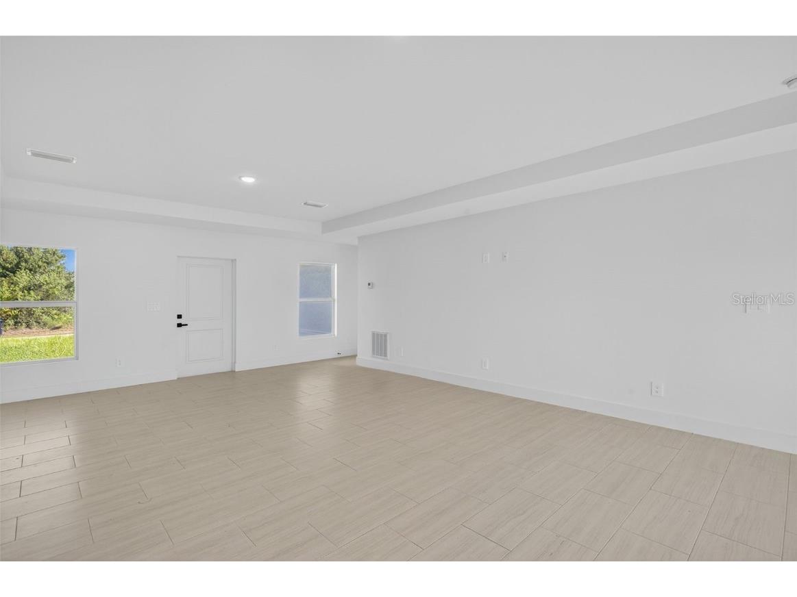 884 Chemstrand Street E Lehigh Acres FL 33974 O6350788 image4