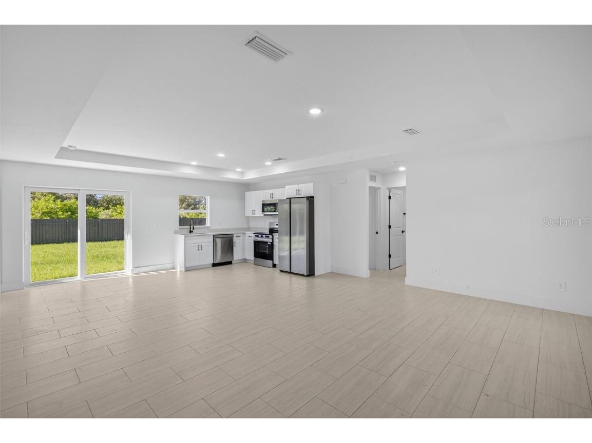 884 Chemstrand Street E Lehigh Acres FL 33974 O6350788 image5