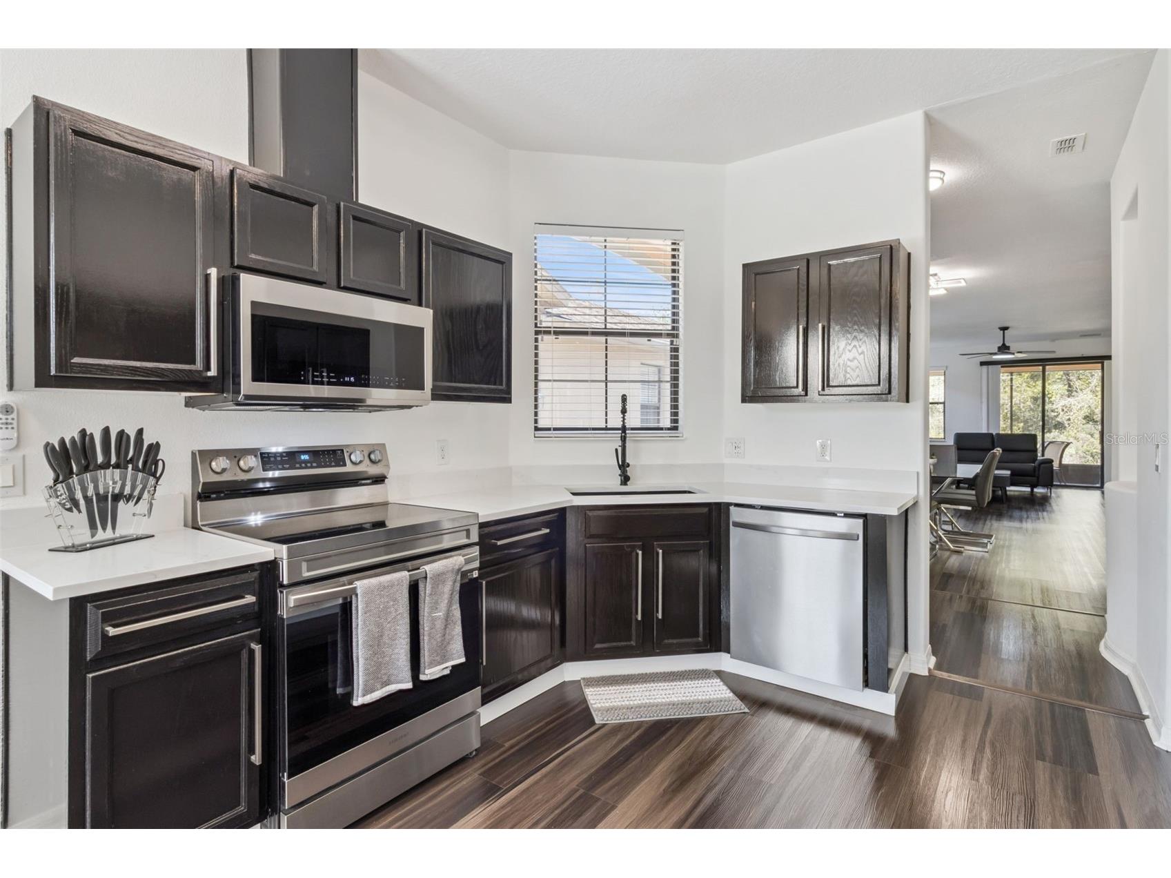 884 Grand Canal Drive Kissimmee FL 34759 O6378535 image12