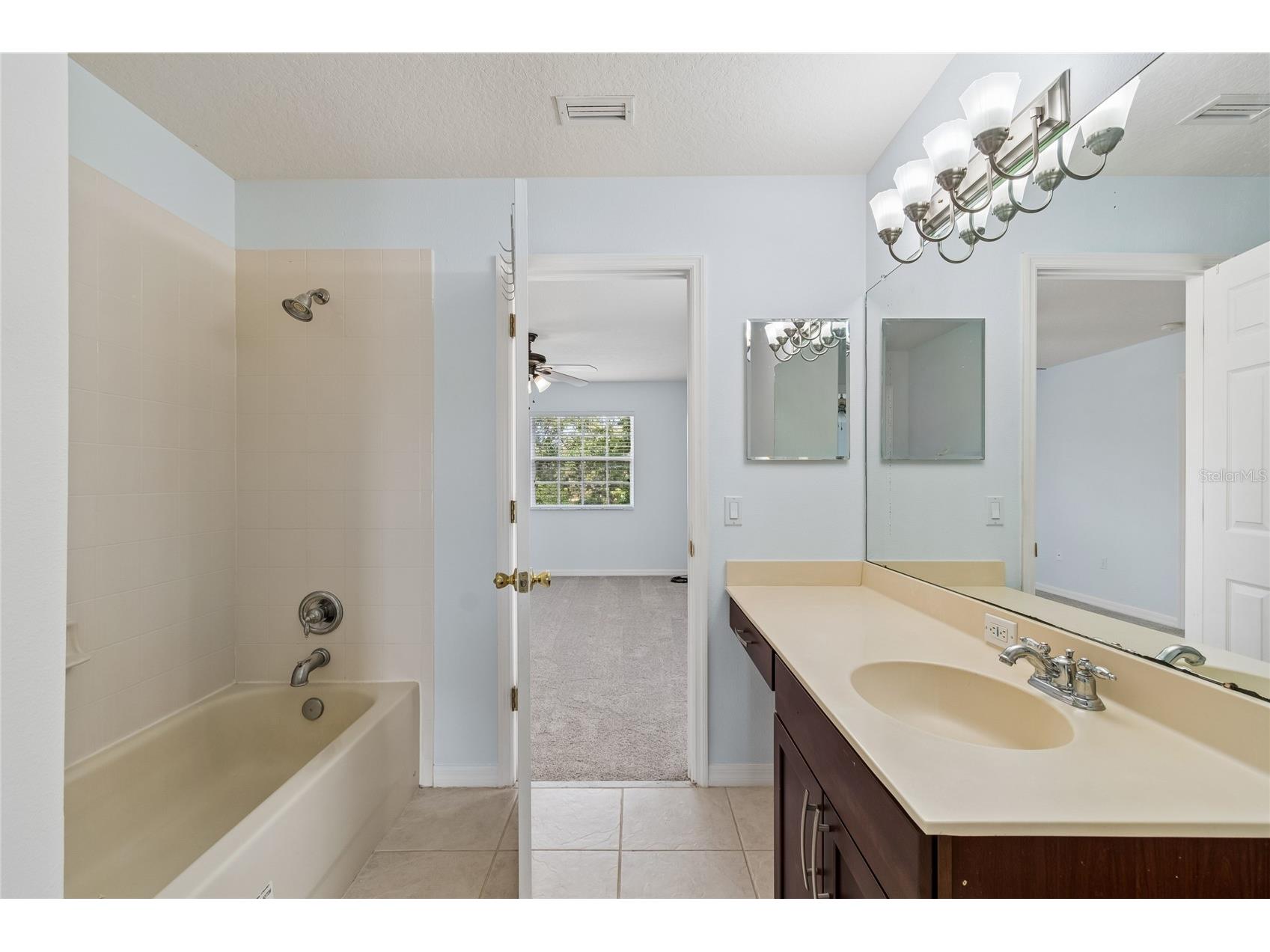 8840 Cameron Crest Drive Tampa FL 33626 TB8495082 image20