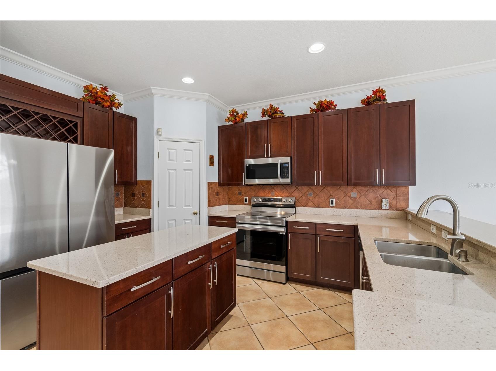 8840 Cameron Crest Drive Tampa FL 33626 TB8495082 image9