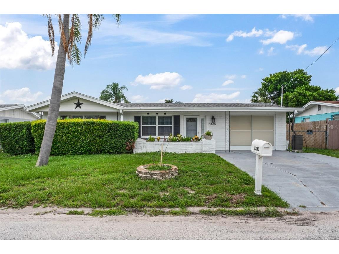 8840 Chilton Drive Port Richey FL 34668 W7866980 image1