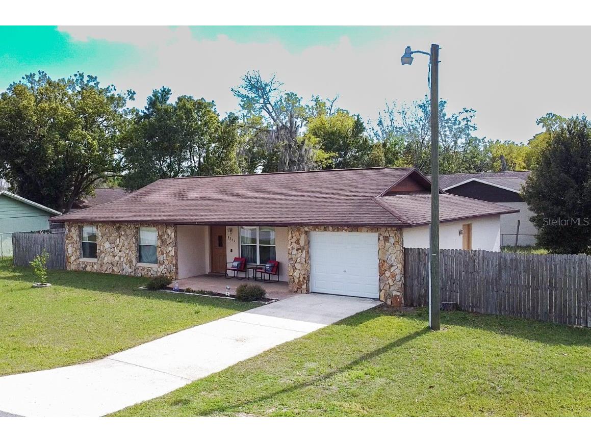 8840 SE 90th Avenue Road Ocala FL 34472 OM674625 image1