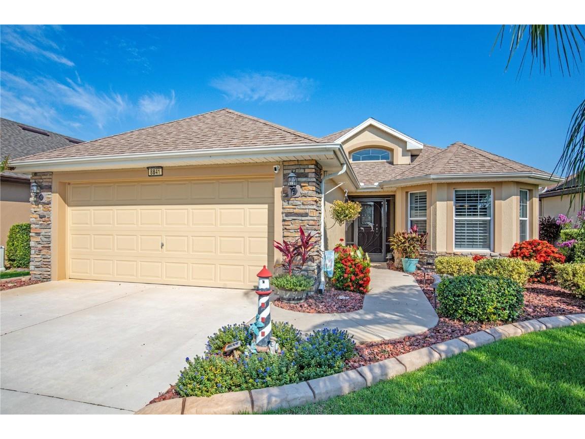 8841 Beacon Hill Avenue Mount Dora FL 32757 G5070411 image1