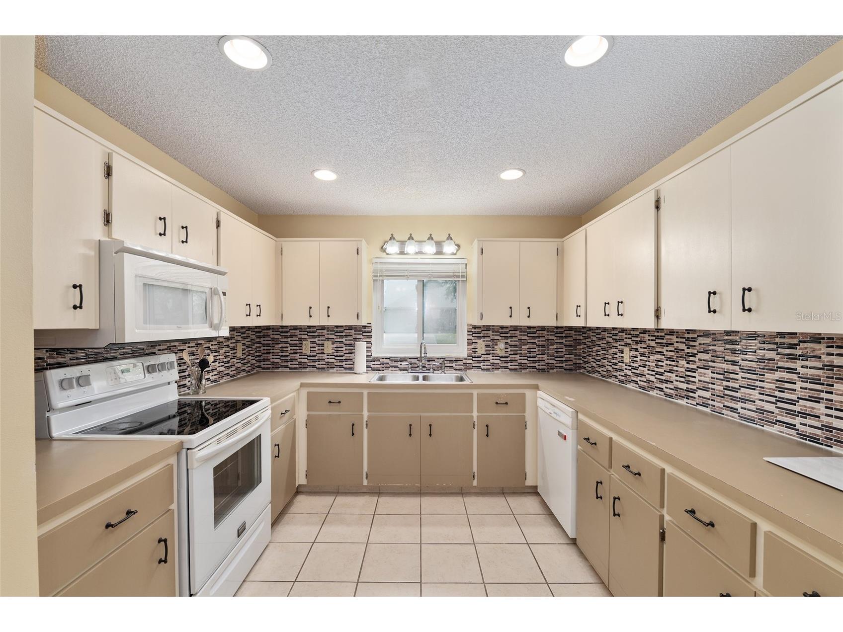 8841 SW 91st Street #B Ocala FL 34481 OM722187 image25