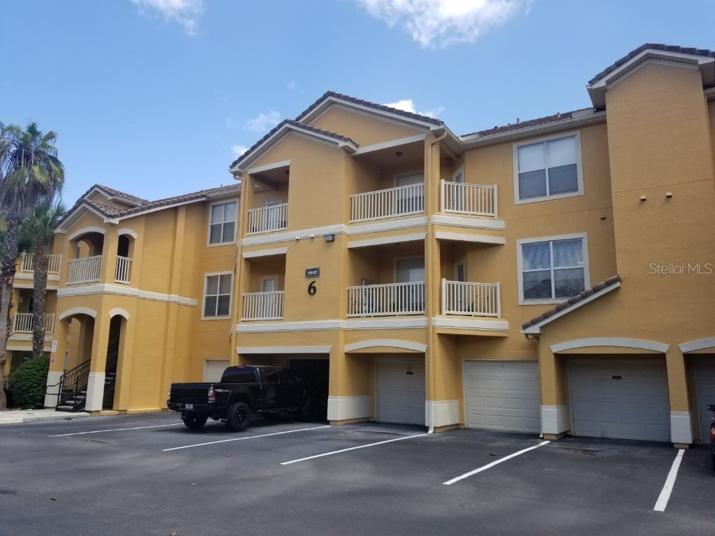 8842 Villa View Circle #202 Orlando FL 32821 O6184237 image1