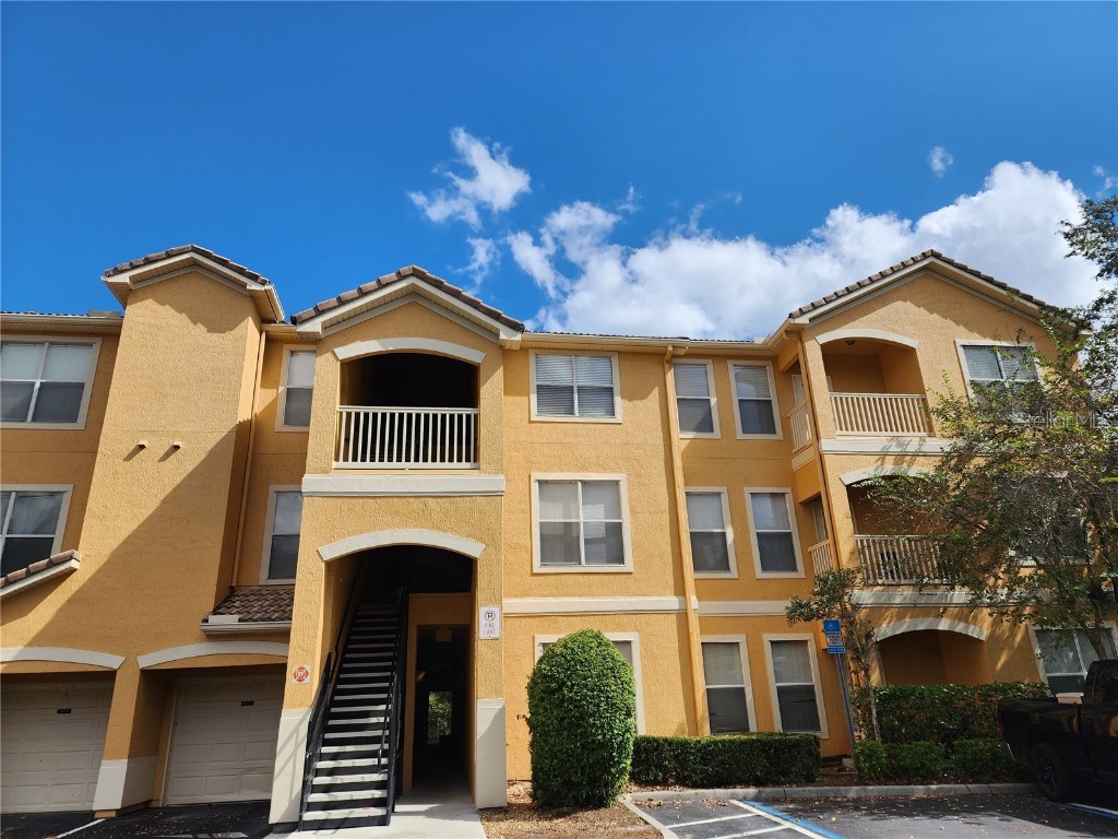 8842 Villa View Circle #306 Orlando FL 32821 O6121906 image1