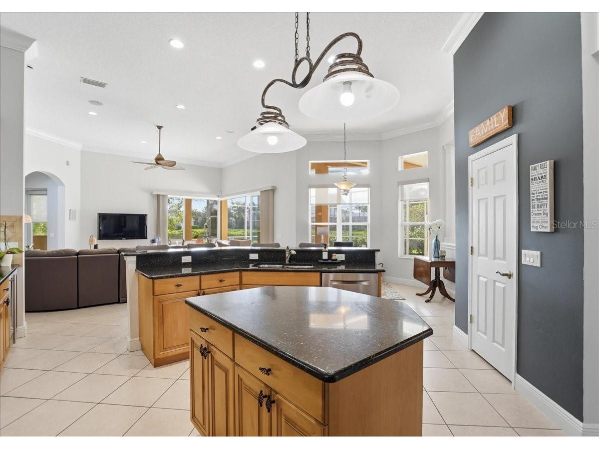 8843 17th Avenue Circle NW Bradenton FL 34209 A4695304 image10