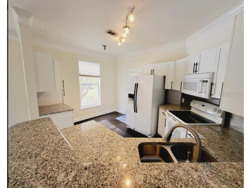 8843 Villa View Circle #207 Orlando FL 32821 O6363877 image3