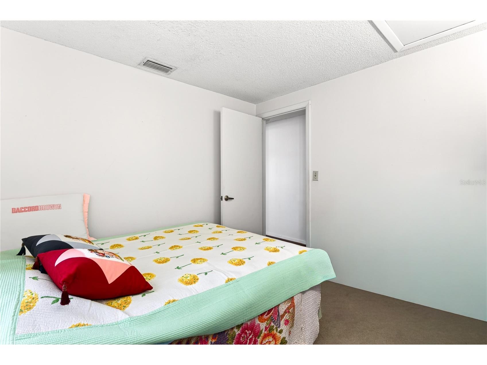 8845 55th Way N Pinellas Park FL 33782 TB8509387 image17