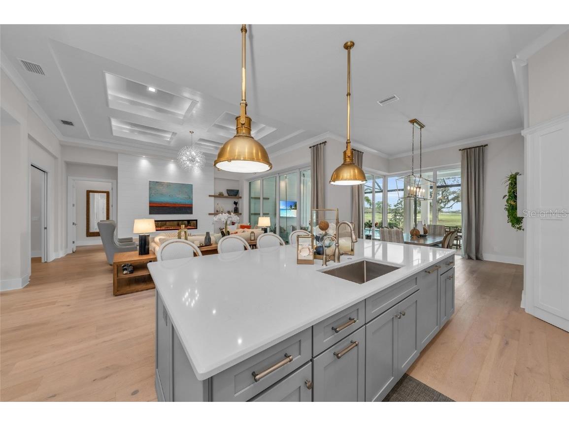 8847 Colonels Court Sarasota FL 34240 A4644165 image16