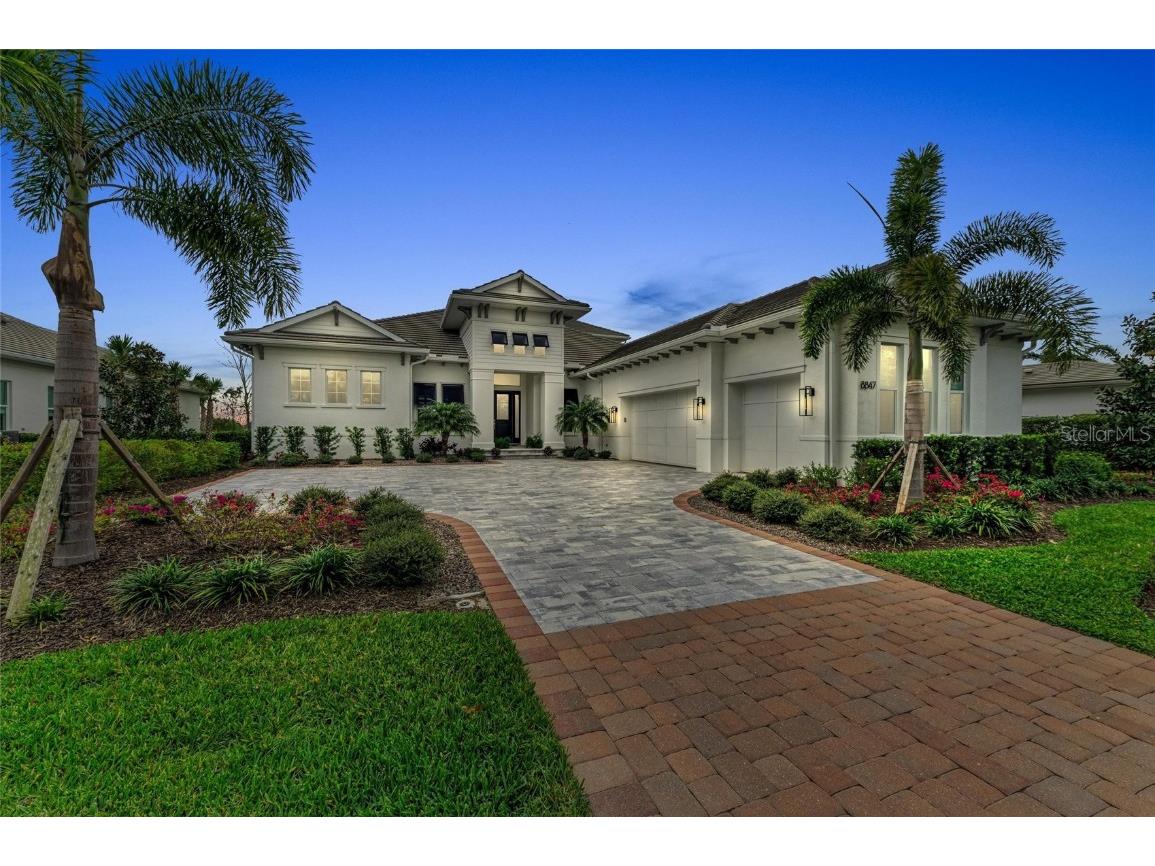 8847 Colonels Court Sarasota FL 34240 A4644165 image2