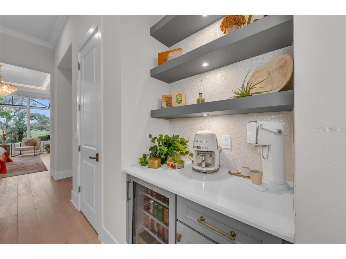 8847 Colonels Court Sarasota FL 34240 A4644165 image26