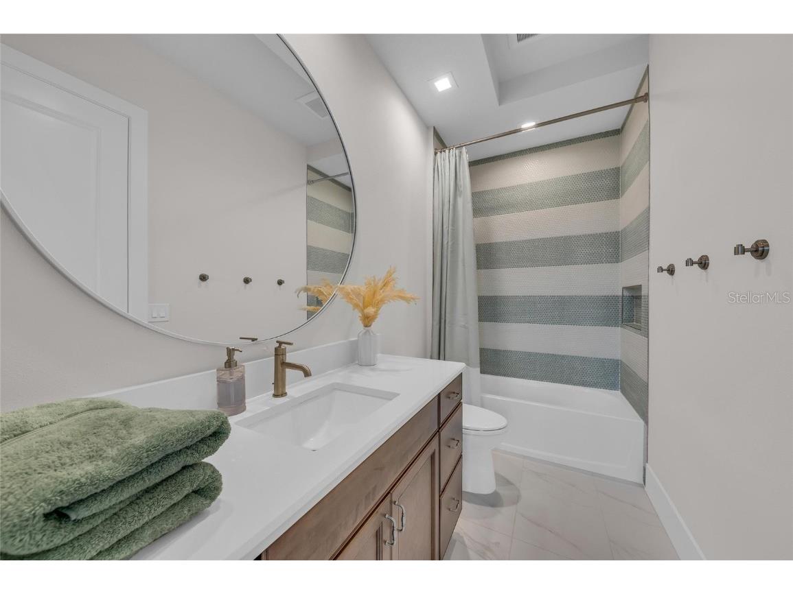 8847 Colonels Court Sarasota FL 34240 A4644165 image47