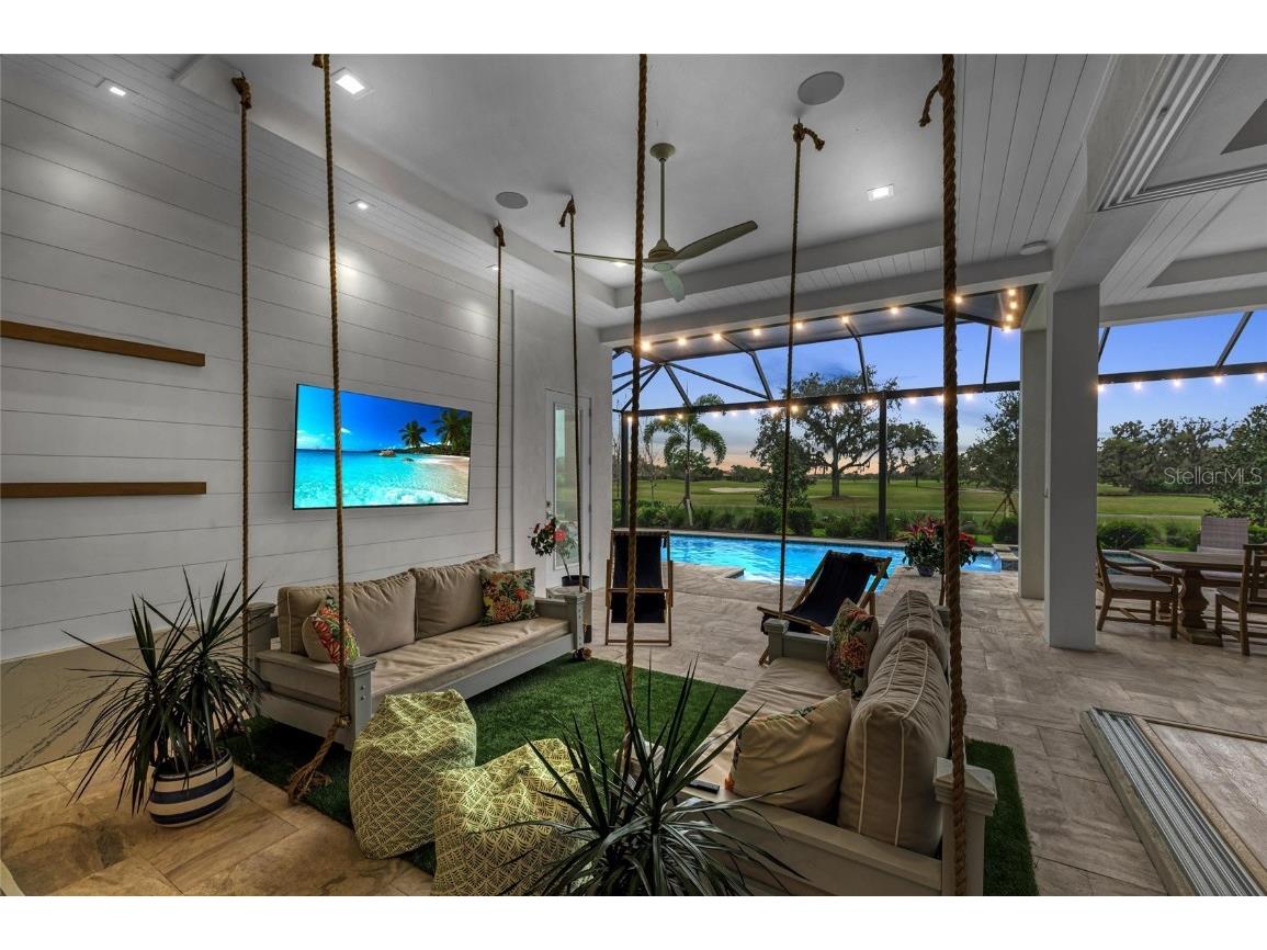 8847 Colonels Court Sarasota FL 34240 A4644165 image55